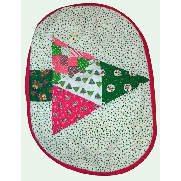 Handmade Quilted Christmas Placemats Set Of 4 Patchwork Design With Red & Green - Picture 8 of 11